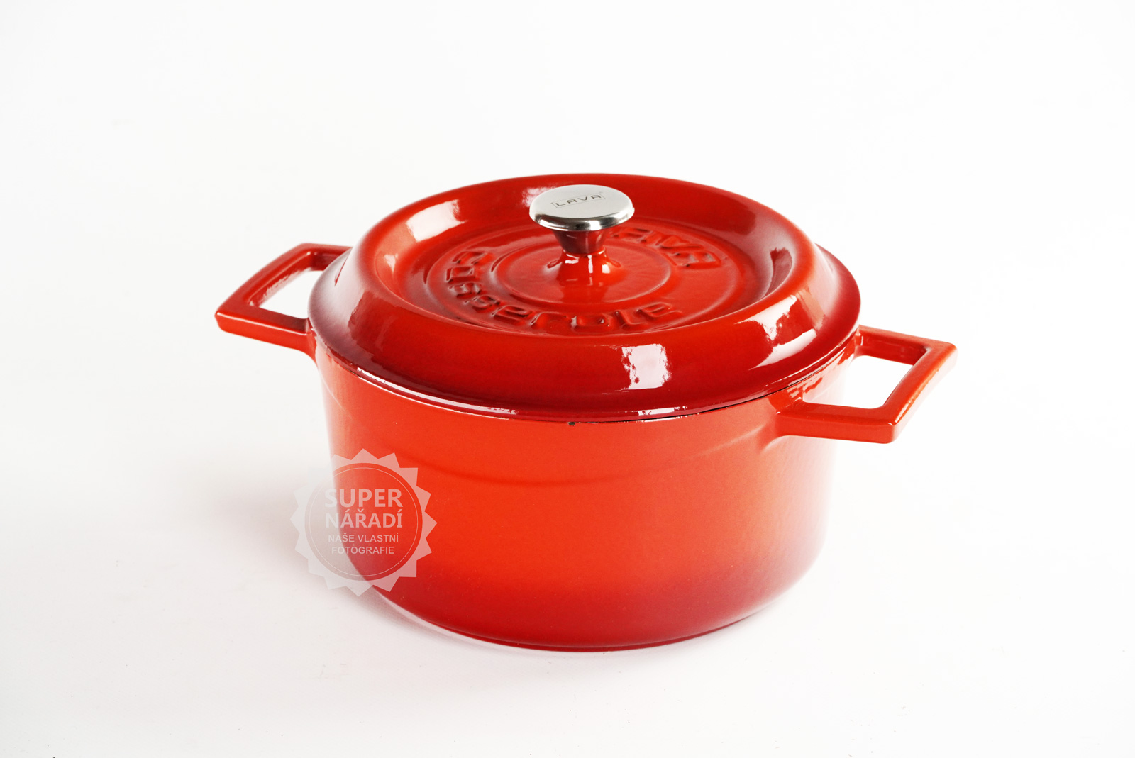 B-AKCE Litinový hrnec kulatý 20 cm, smaltovaný, červený LAVA Metal LVYTC20K2R