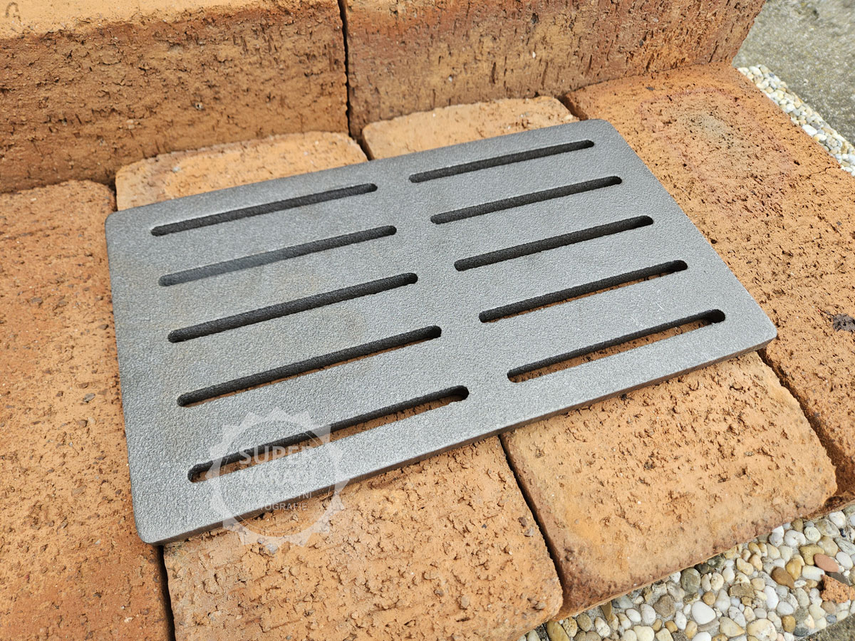 Strend Pro Litinový rošt 285x165x10/13 mm 11x7" 221144 s můstkem, do topeniště kamen, krbů