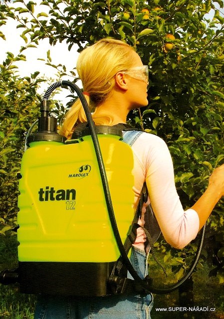 Zádový postřikovač TITAN 12 L Marolex do sadů S051.141