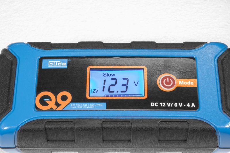 GÜDE Automatická nabíječka baterií GAB 4 A, 85141