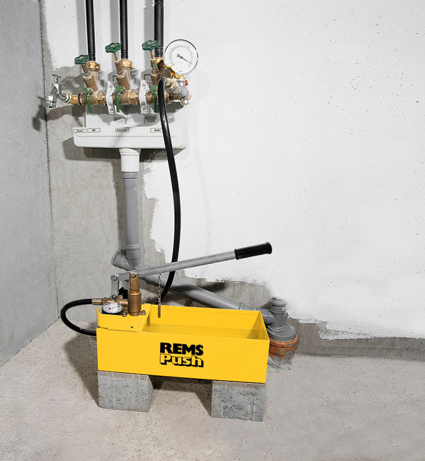 Ruční zkušební tlaková pumpa, 60 bar, 12 l, REMS Push, 115000