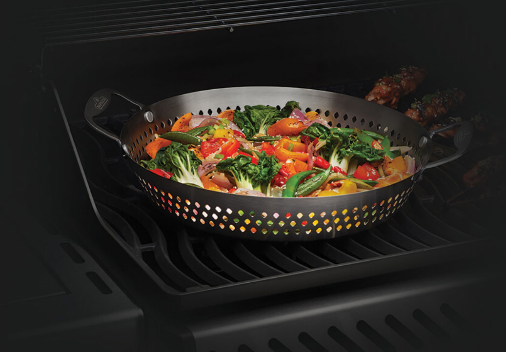 Napoleon Grilovací nerezová miska Wok 30cm, 56027 na zeleninu, perforovaná