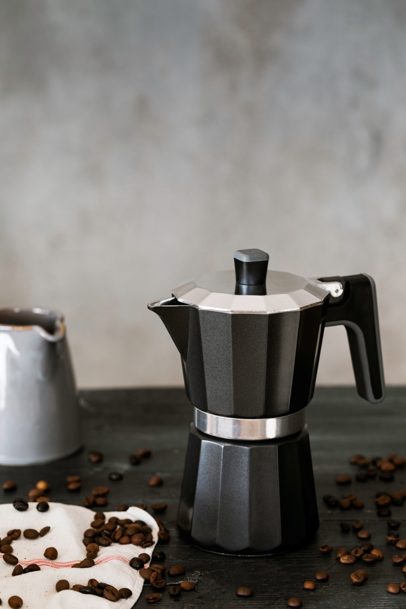 Moka konvice Perfecta Black - 6 šálků Monix BRA170485