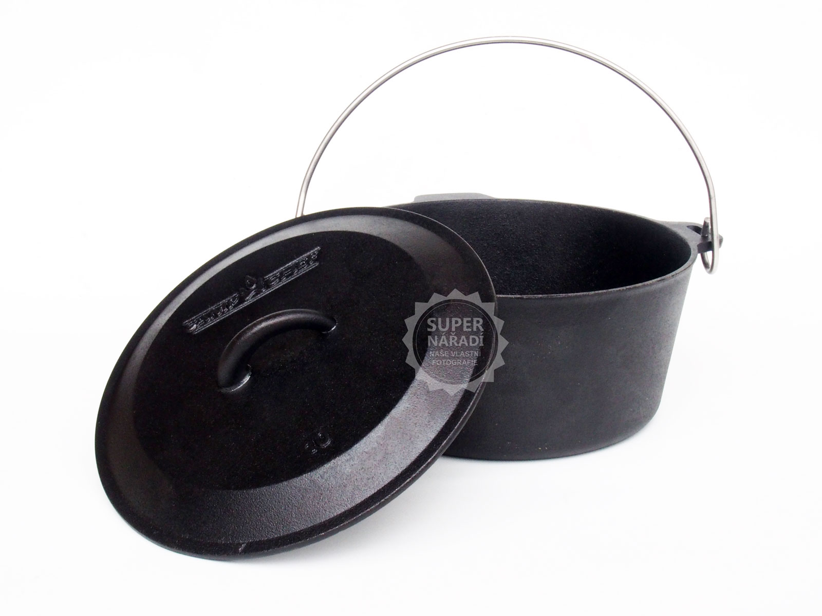 Litinový hrnec 25 cm 4 l s poklicí Camp Chef Dutch Oven bez nožiček CC-C10EU Universal