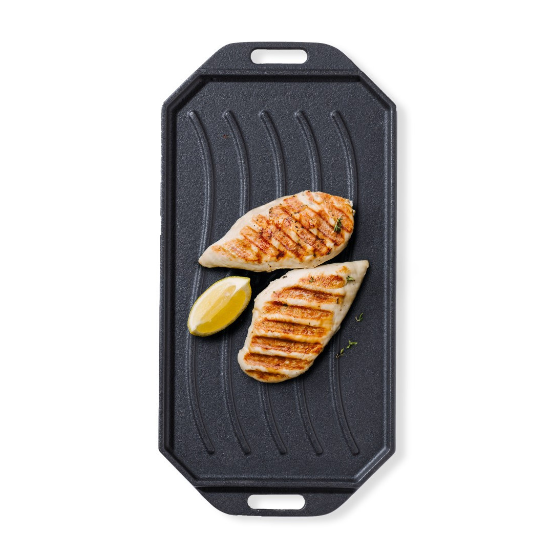 Cozze Litinová pánev 33x16,5 cm, s dřevěným tácem 90326 oboustranná, odnímatelné madlo