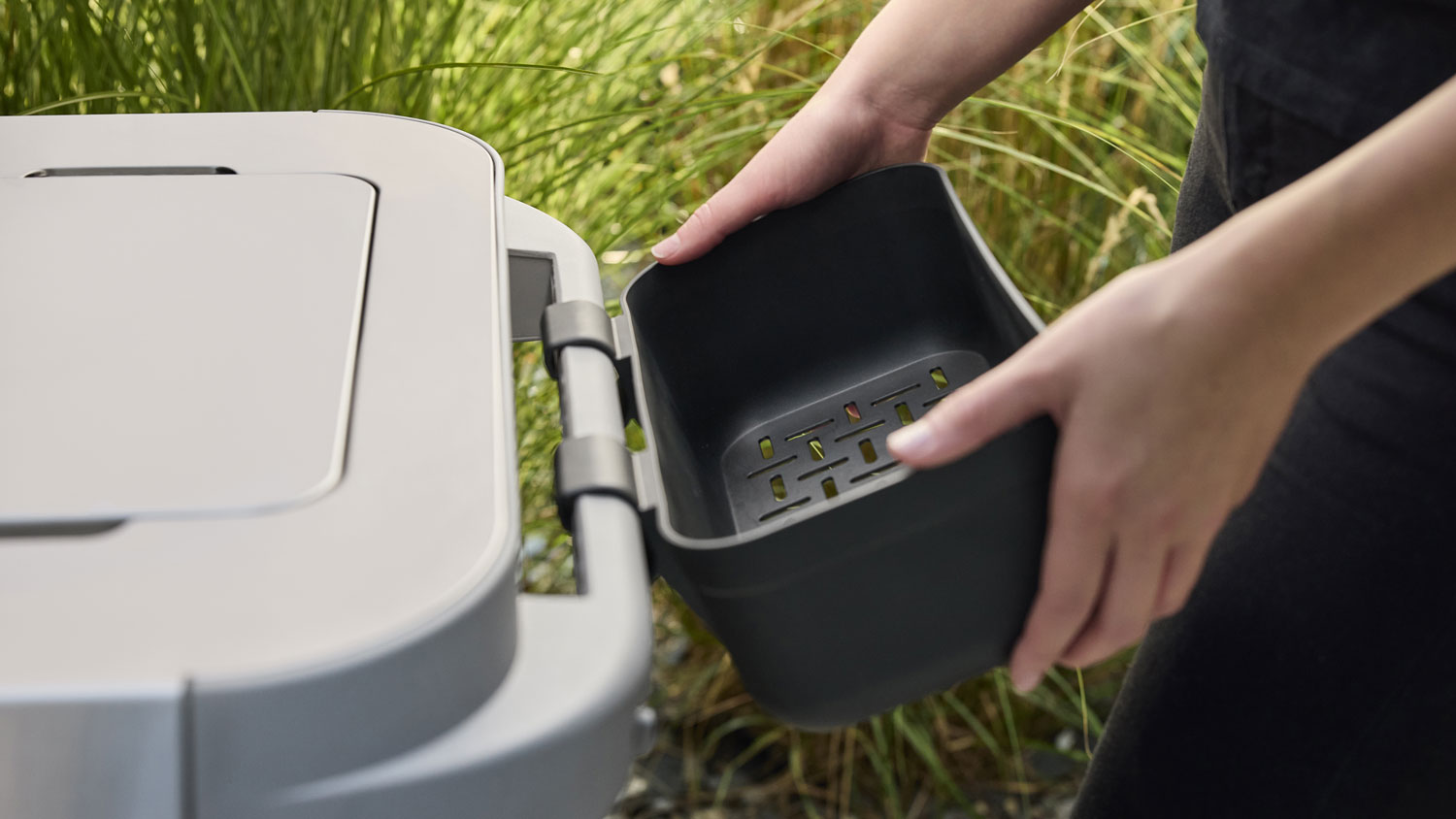 Weber Works - nádoba na koření Snap on, 3400105, 31x20x10cm