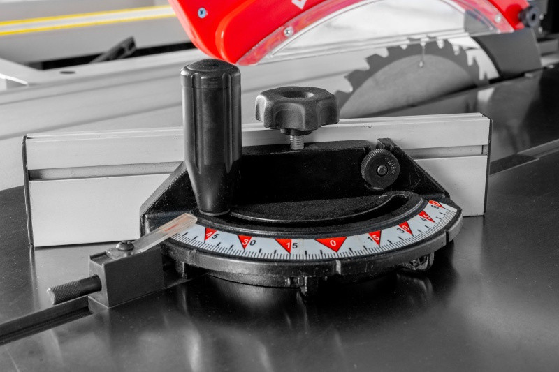 Proma PKS-315F formátovací pila s předřezem 25022001, 400V, 3,8kW