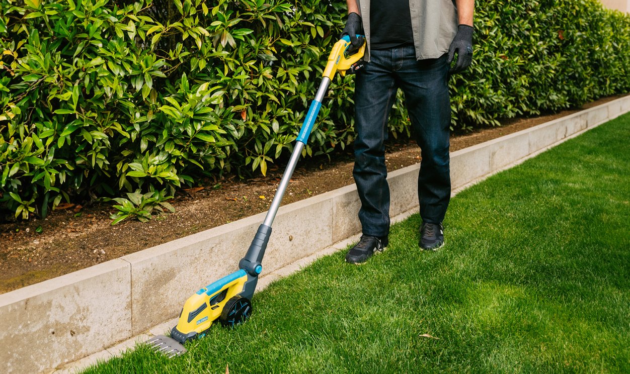 GLORIA FineCut 18V compact Drive&Cut 001358.0000, flexibilní prodloužení rukojeti, násada