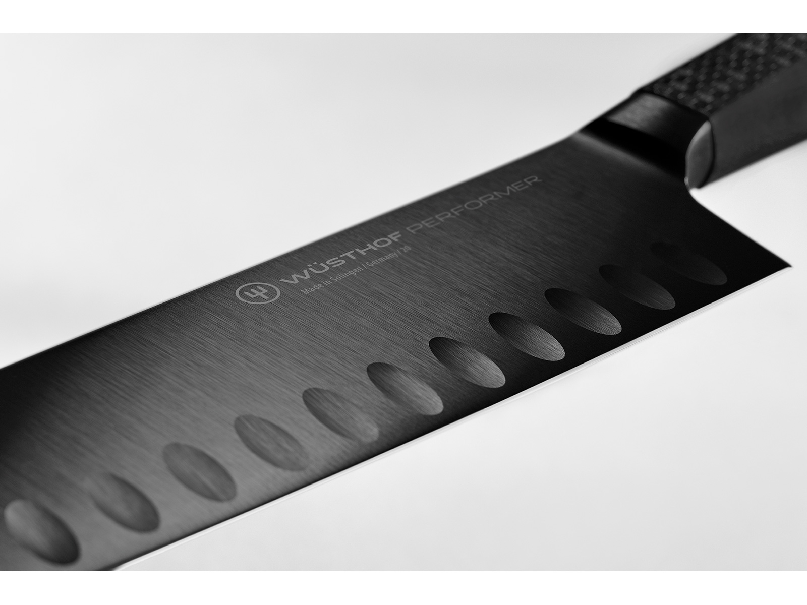 Wüsthof Nůž Santoku 17 cm PERFORMER 1061231317