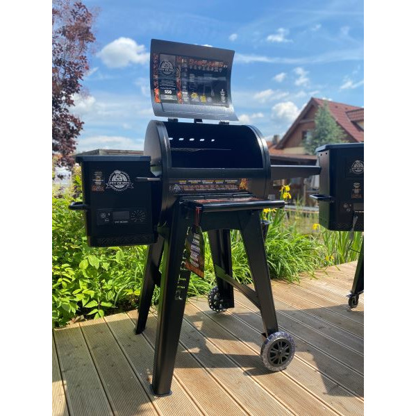 Gril na dřevěné pelety Navigator 550 Pit Boss PB550G