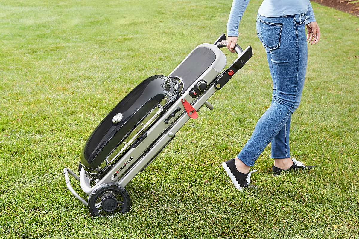 Weber Přenosný plynový gril Traveler 9010047 3,8 kW
