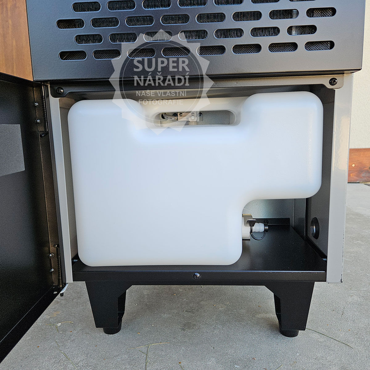 Dedra odvlhčovač vzduchu 750W 50l / 24h, LCD DED9902, 230V R290, vysoušeč