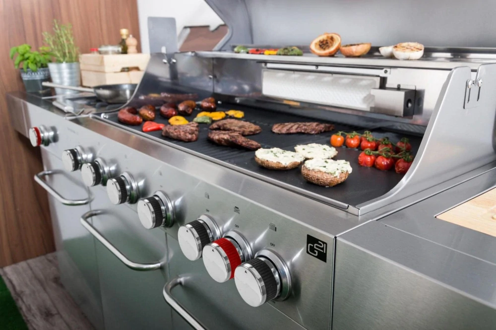G21 Plynový gril Nevada BBQ zahradní kuchyně Premium Line 6390340, 8 hořáků, jehla, dřez, skříňky