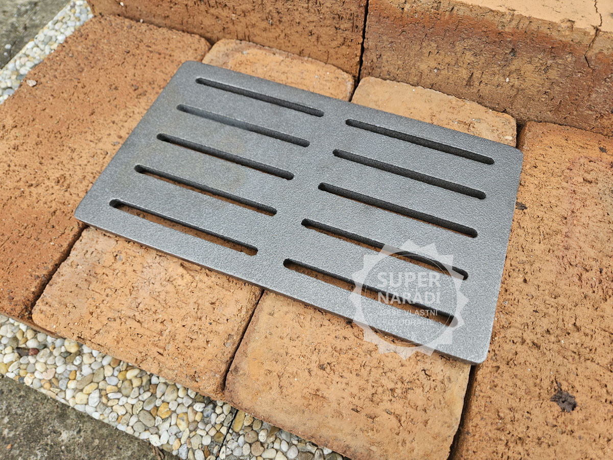 Strend Pro Litinový rošt 285x165x10/13 mm 11x7" 221144 s můstkem, do topeniště kamen, krbů