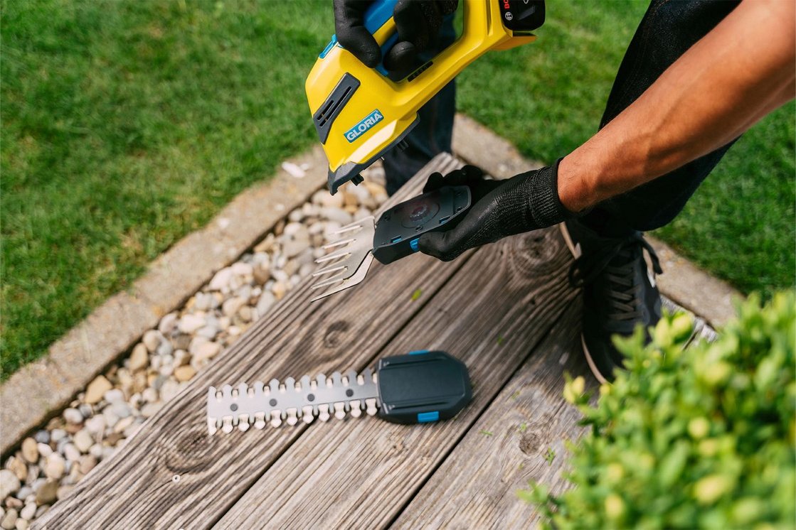 GLORIA FineCut 18V compact Akumulátorové nůžky na trávu a keře s XL záběrem, 001350.0000