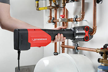 Lisovací kleště Romax 3000 AC basic SET 230V bez čelistí, Rothenberger 1000001001