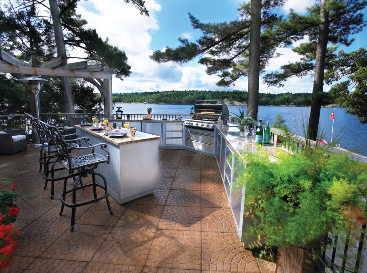 Vestavný plynový gril BIPRO 82 31 kW, 9 hořáků Napoleon