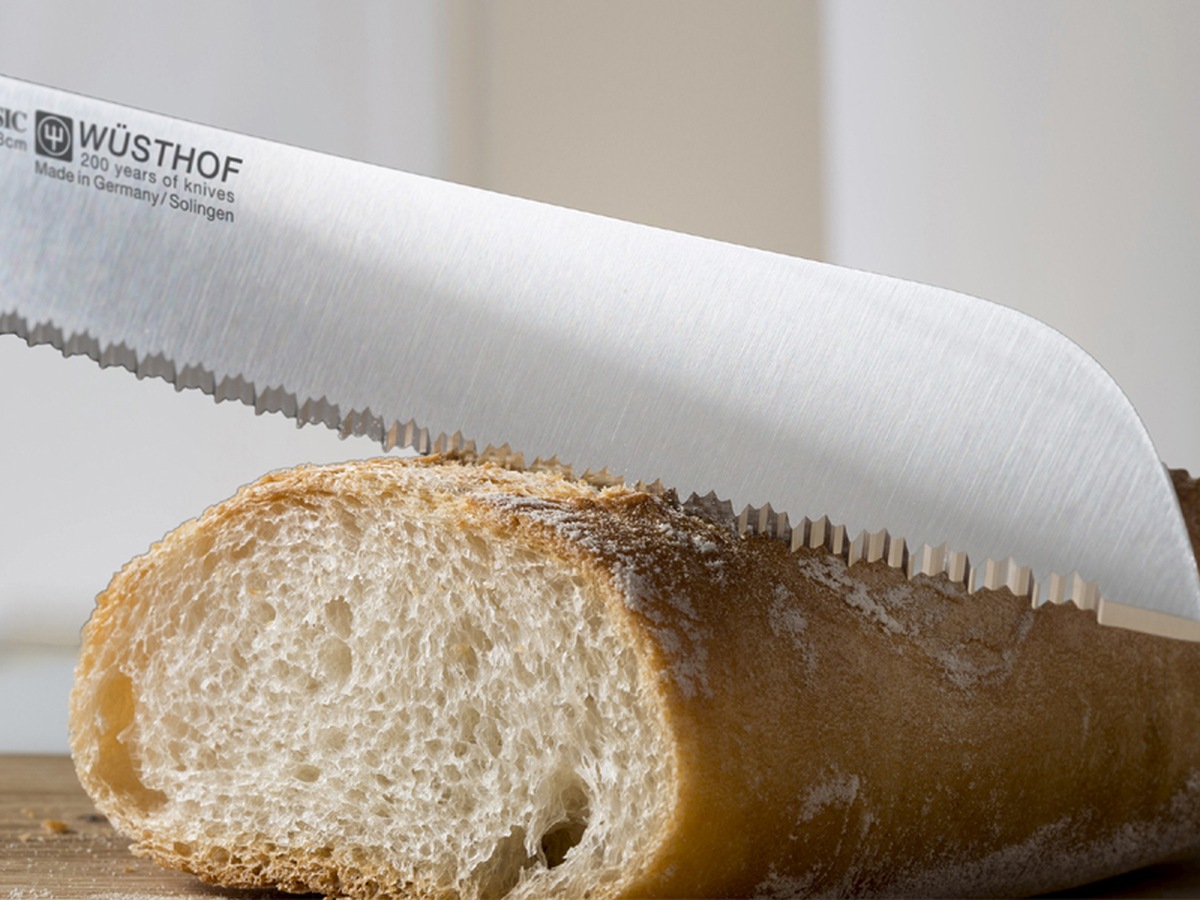 Wüsthof Nůž na chleba 23 cm CLASSIC 1040101123