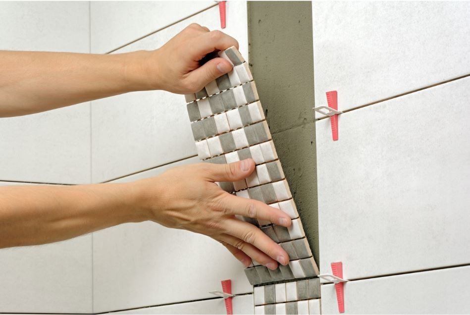 Dedra sada klipy s klínky 50+50 ks pro vyrovnávání obkladů 6-12 mm, DED02P110