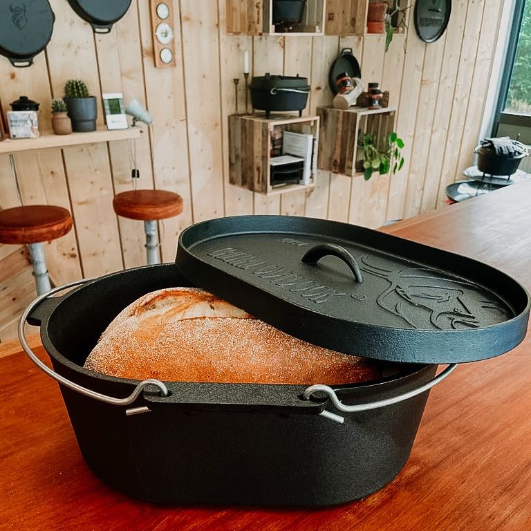 Litinový oválný hrnec 9 l, Dutch Oven Valhal Outdoor VH9L