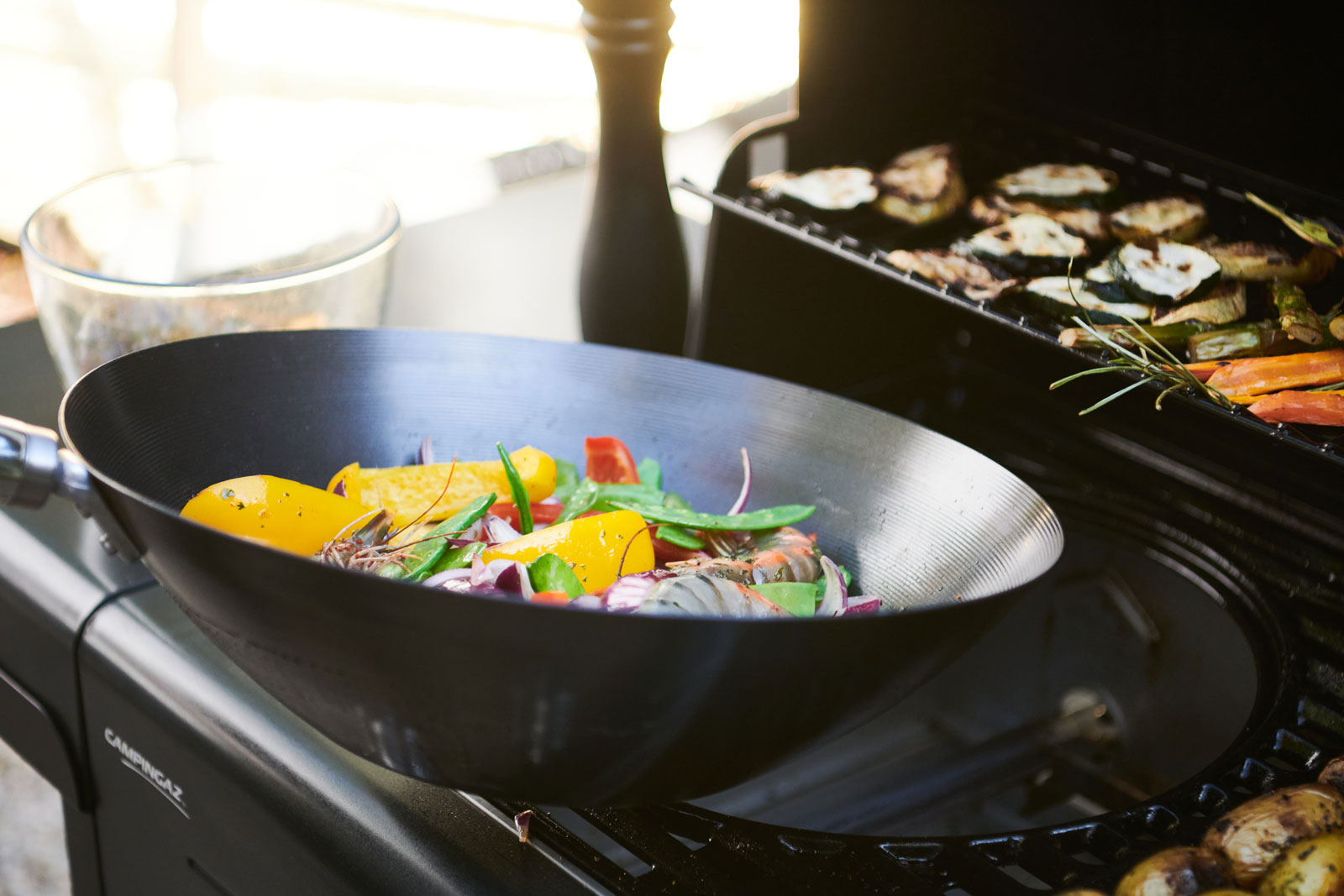 Campingaz Select 4 EXS 14,3 kW 2181088 plynový gril Culinary 4 hořáky + vařič, s dvířky