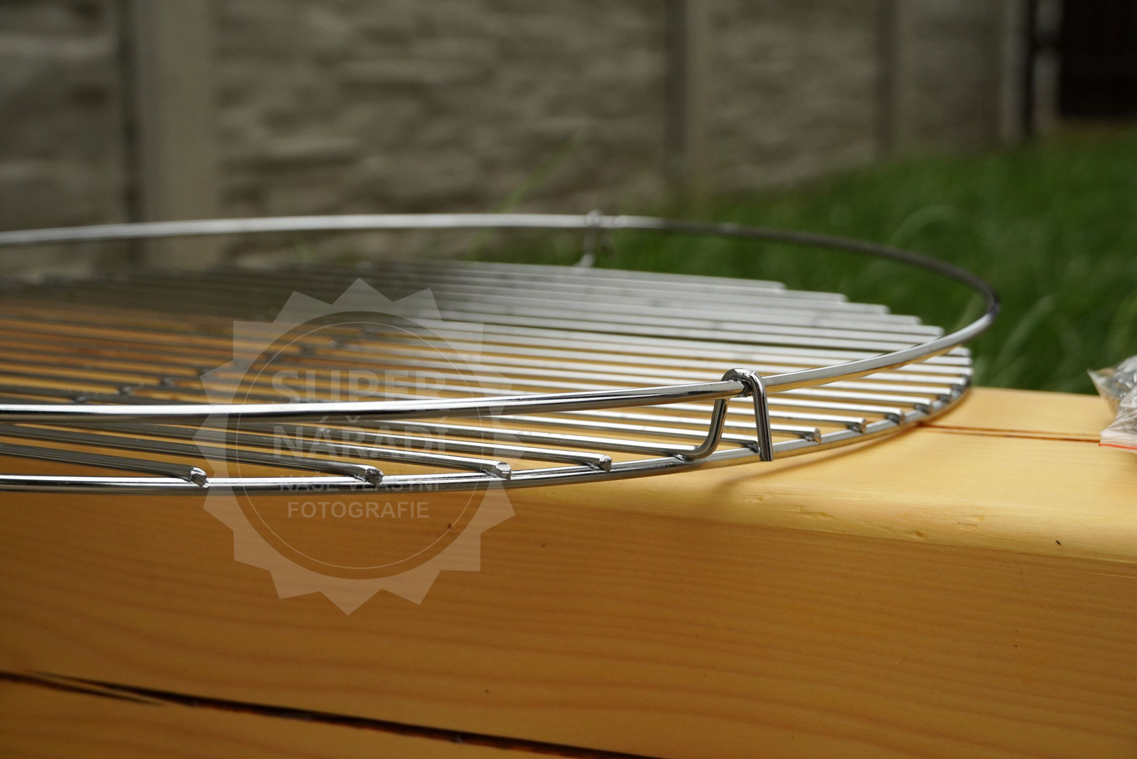 Závěsný grilovací rošt 47cm Flash 57765 s řetízkem, kruhový