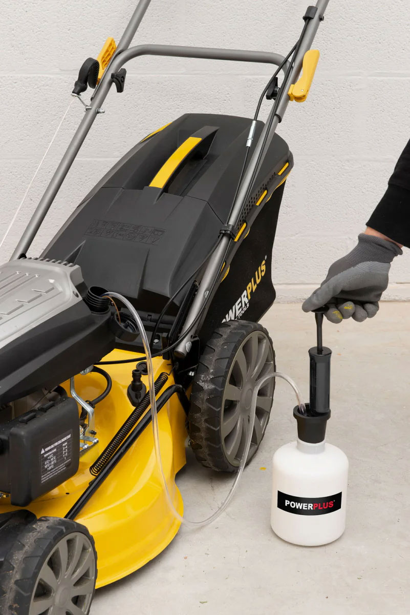 Odsavač oleje, paliva 1,6 l s pumpou PowerPlus POWACG8015