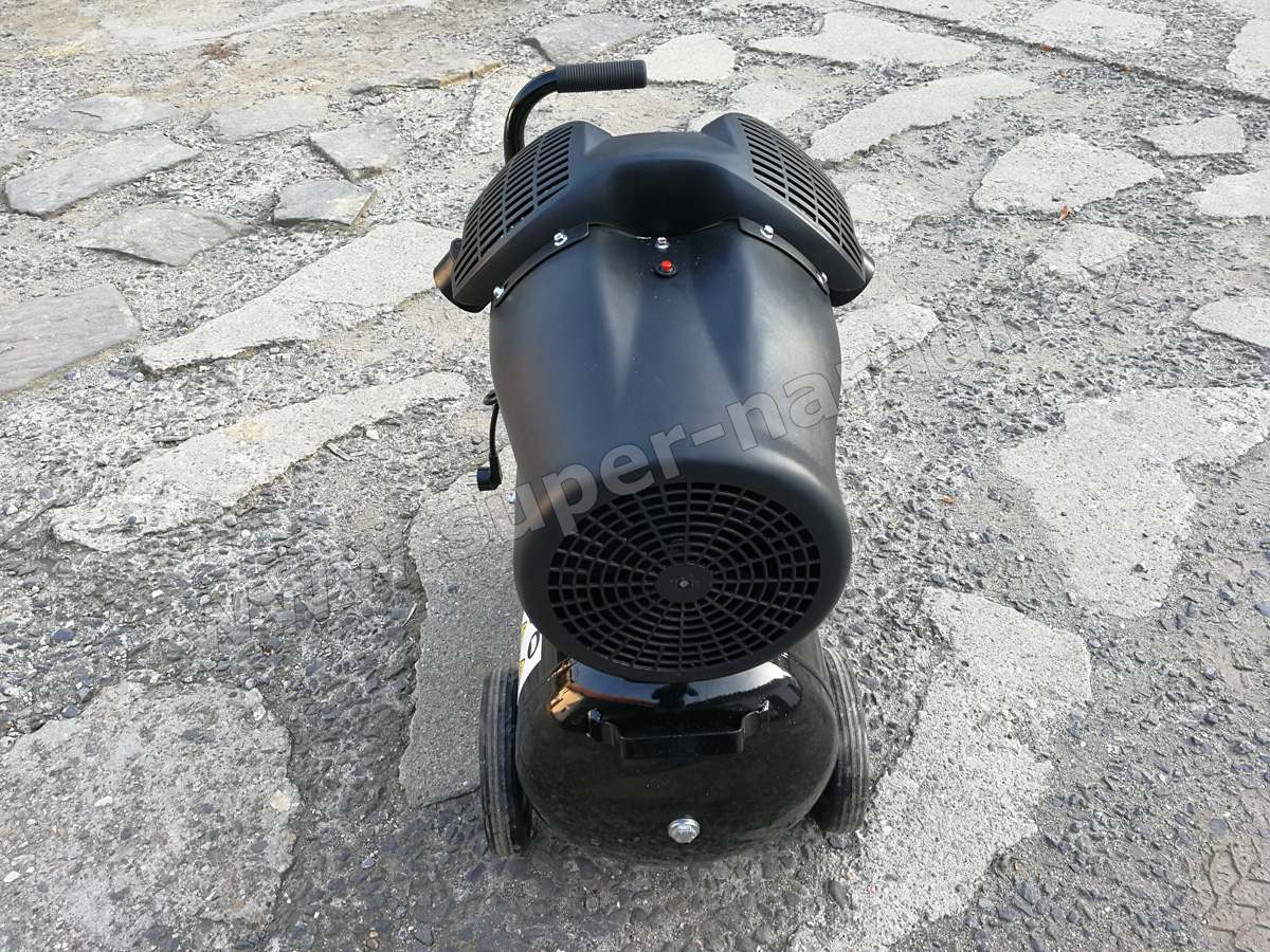 PANSAM Dvoupístový kompresor 2300W 50l 8bar, 230V olejový A077060 Dedra