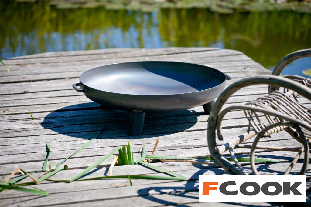 FCOOK zahradní ohniště UFO 70cm Pan37 kruhové, 3 nožky, madla - černé E00276