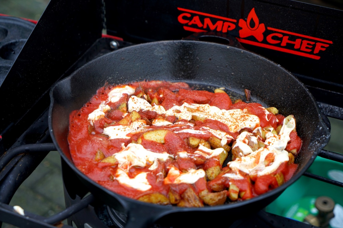 Litinová grilovací pánev Camp Chef 20 cm CC-SK8
