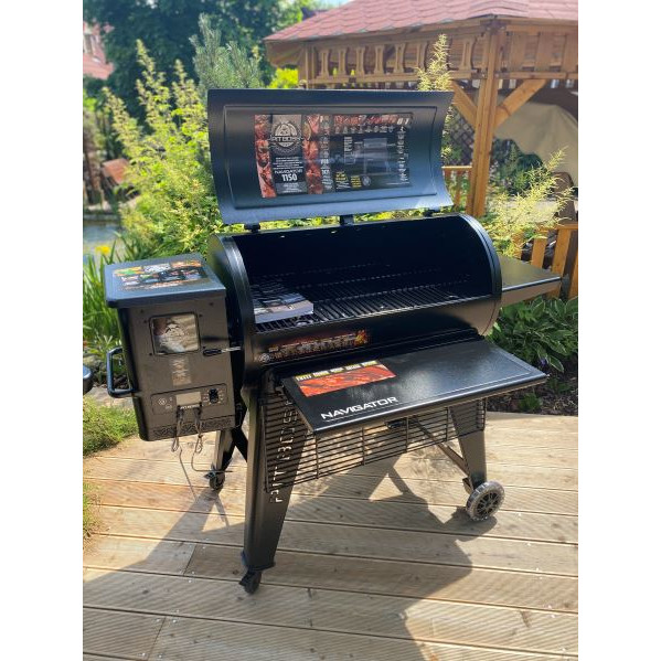 Gril na dřevěné pelety Navigator 1150 Pit Boss PB1150G