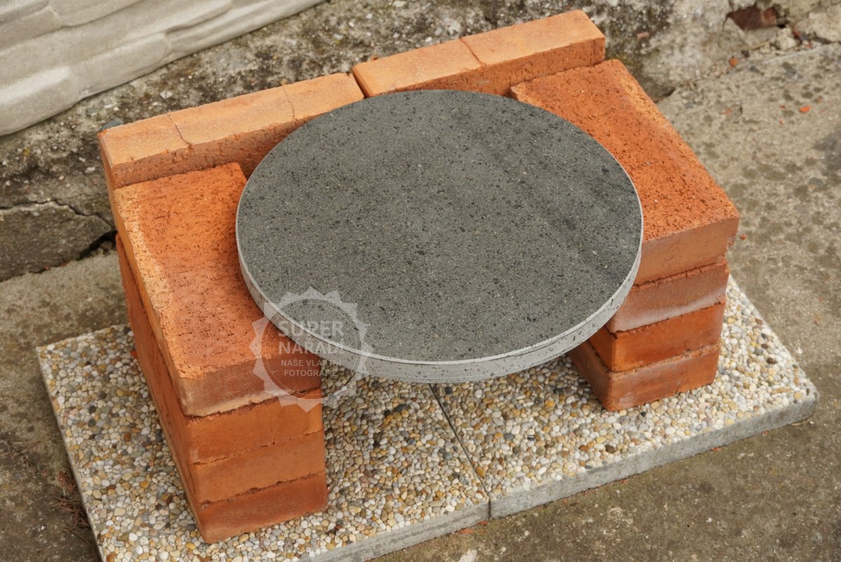 Kruhový grilovací kámen 40x3cm Etna lávový na gril, GFire
