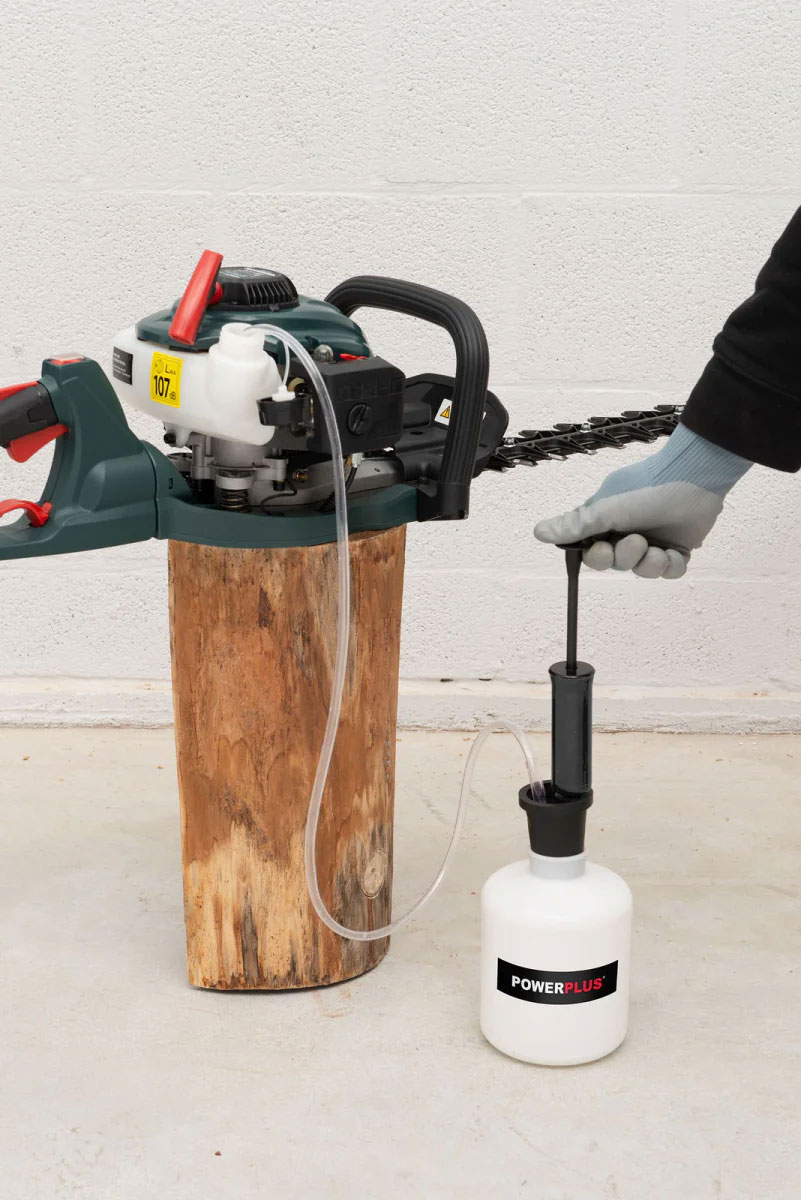 Odsavač oleje, paliva 1,6 l s pumpou PowerPlus POWACG8015