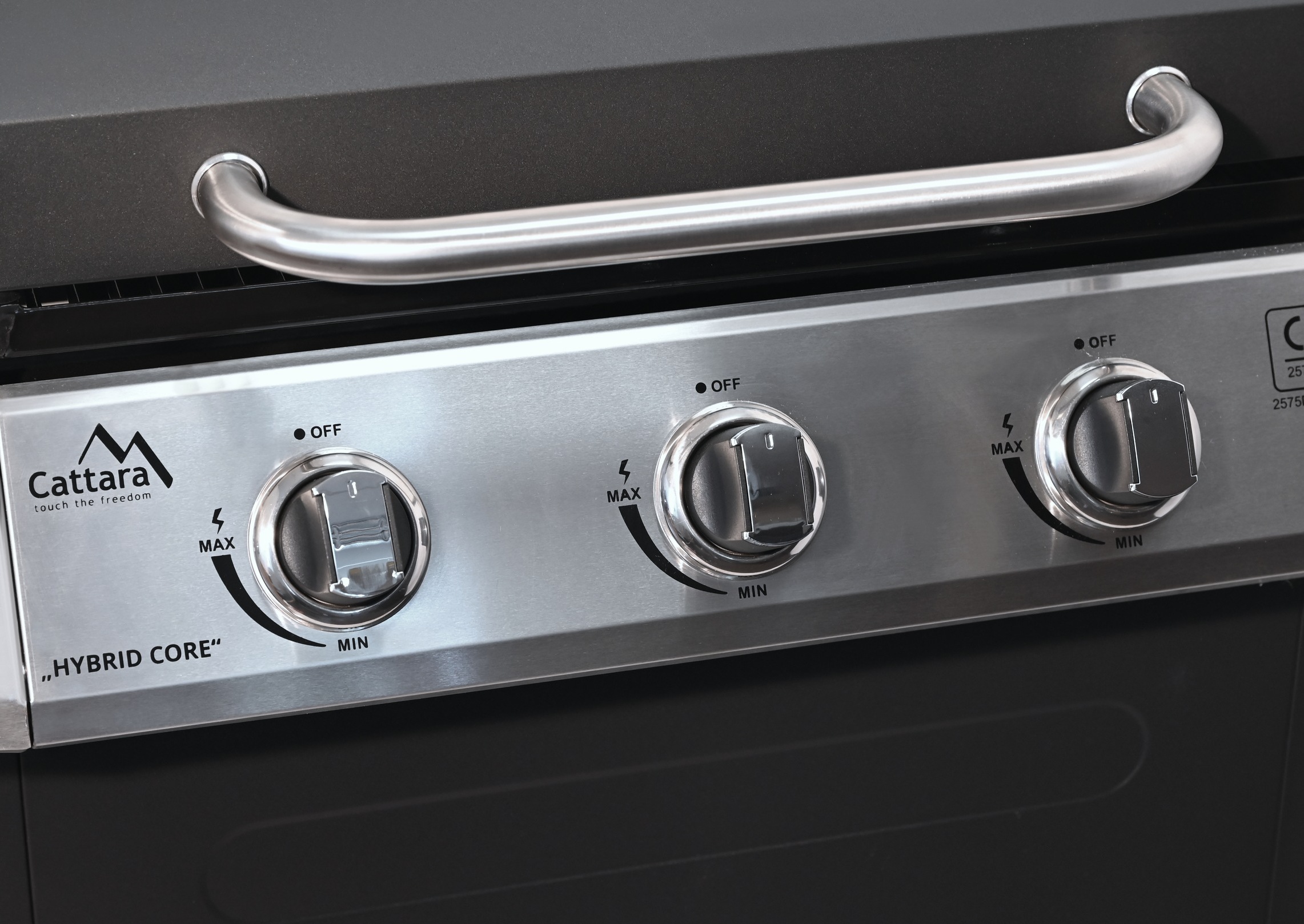 Cattara Gril HYBRID CORE plyn/dřevěné uhlí 13037, 3 hořáky + vařič 13,7 kW