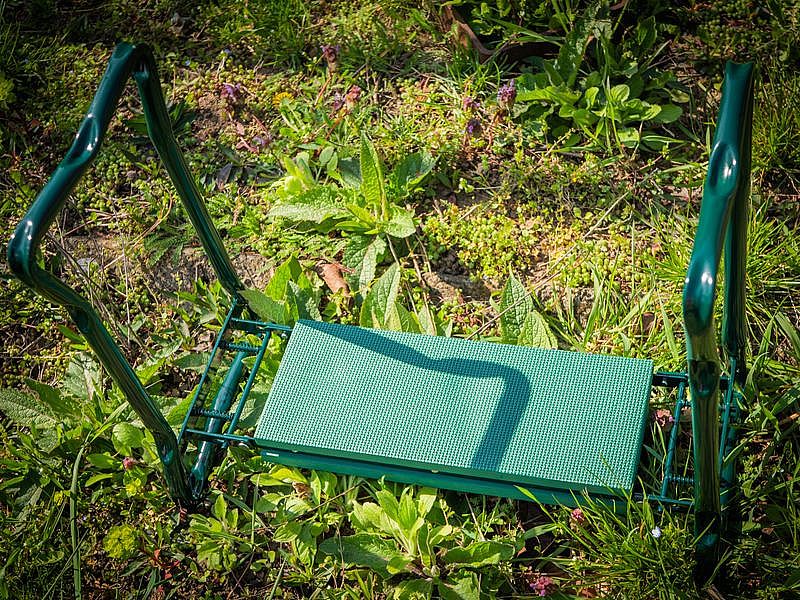 Strend Pro židlička G202 zahradní, skládací 59x28x49 cm, 221913, klekátko