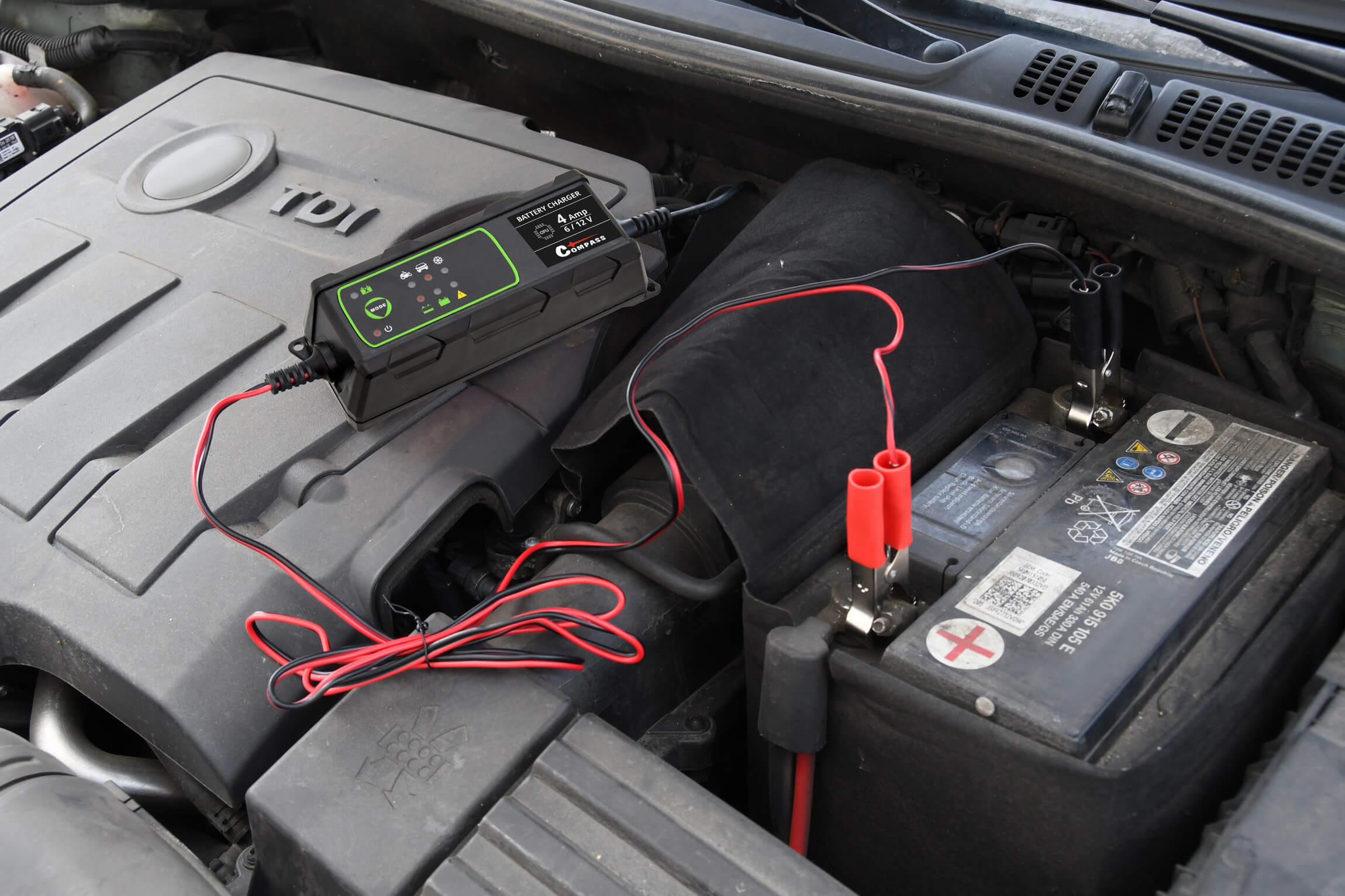 Compass Nabíječka mikroprocesor 4Amp 6/12V PB/GEL max. 120Ah