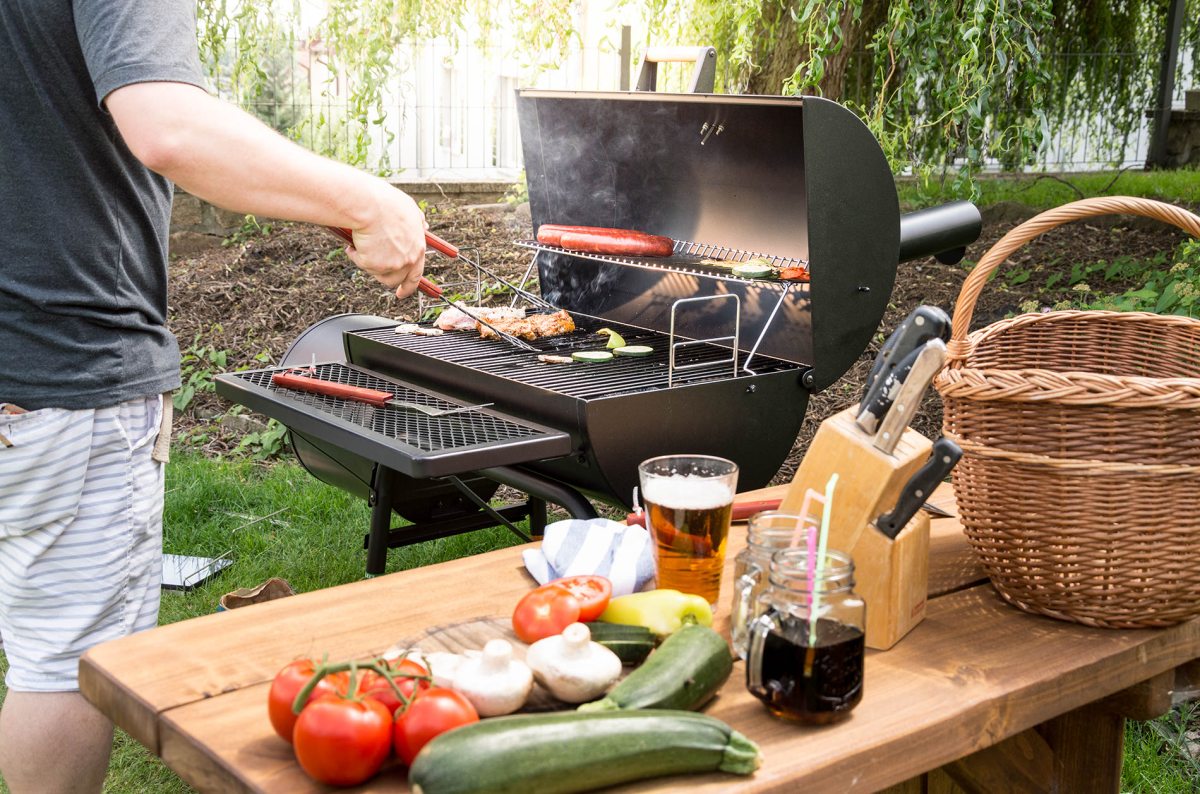 G21 Gril na dřevěné uhlí BBQ big MINI 6390302 lokomotiva