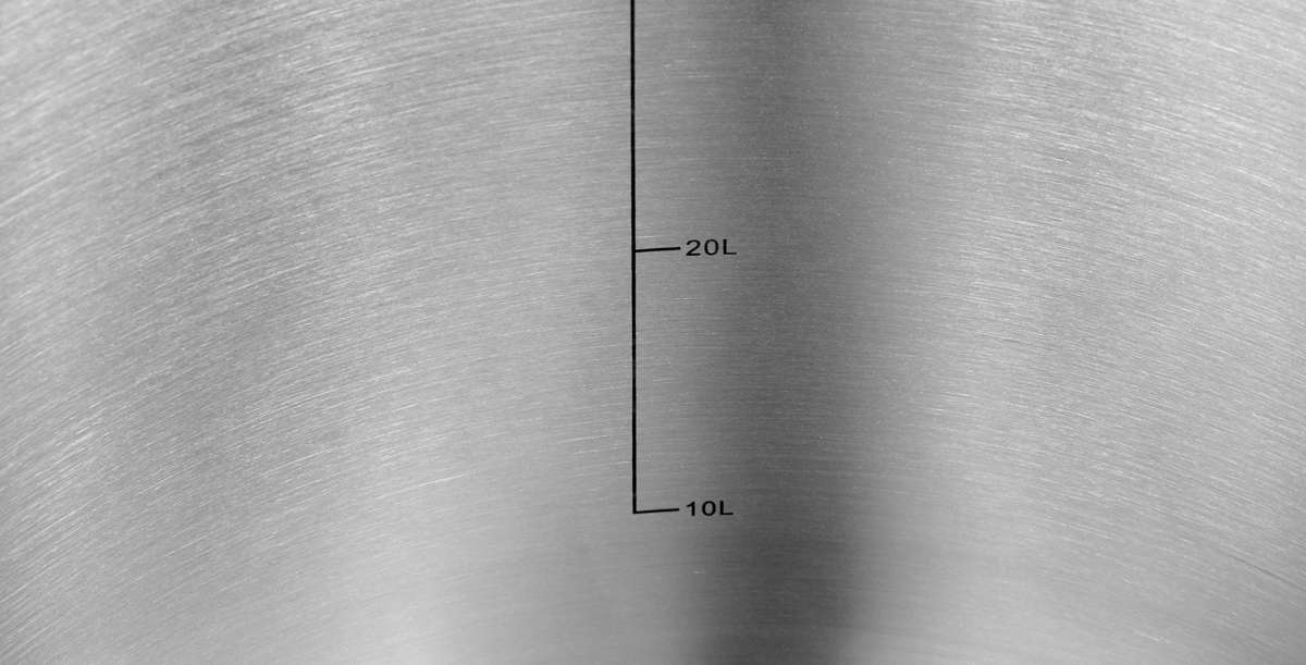 Yato Hrnec vysoký 98 l, 50x50cm YG-00020 nerezový s poklicí