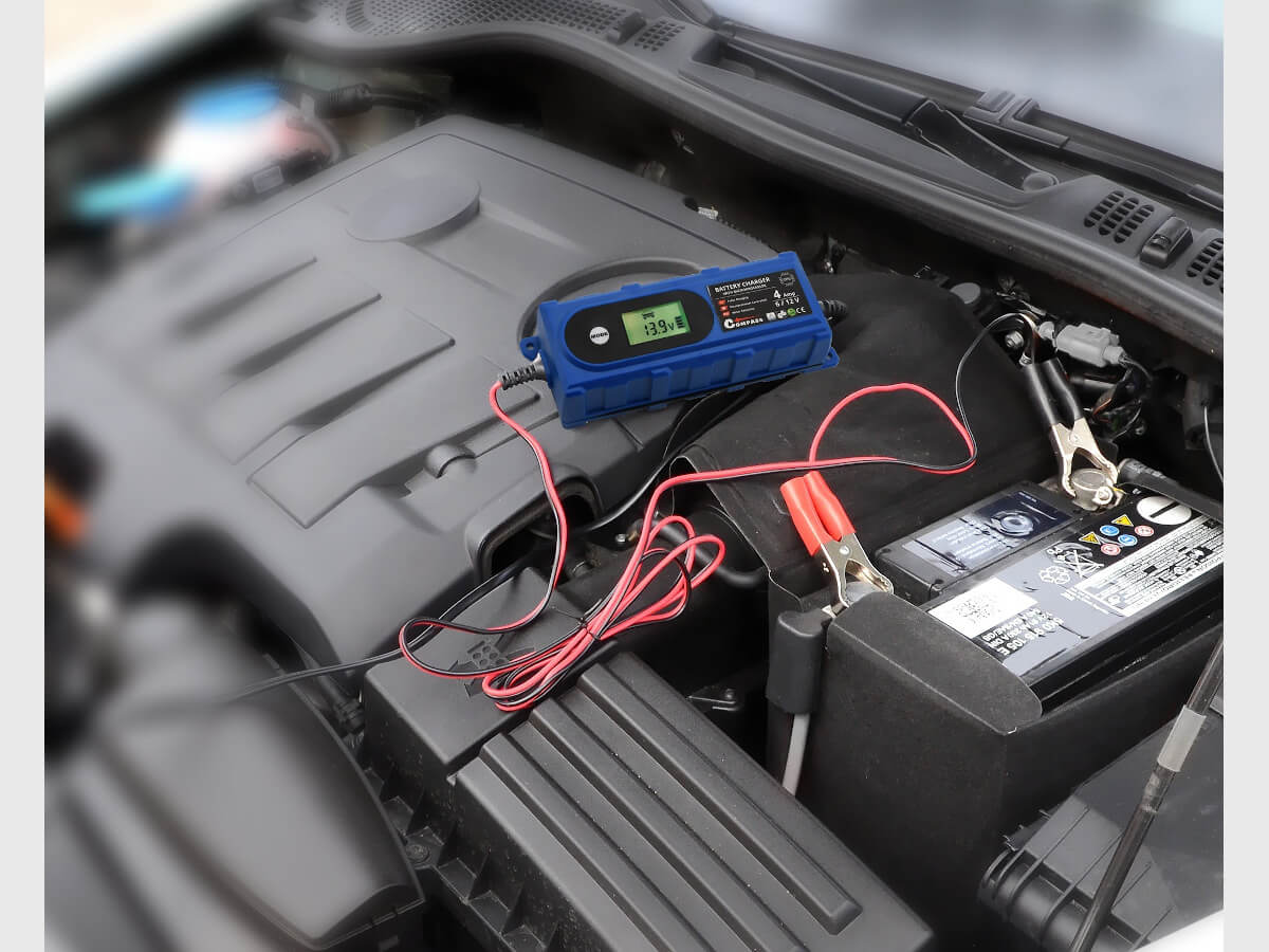 Compass Nabíječka mikroprocesor 3,8Amp 6/12V PB/GEL LCD display, 07146