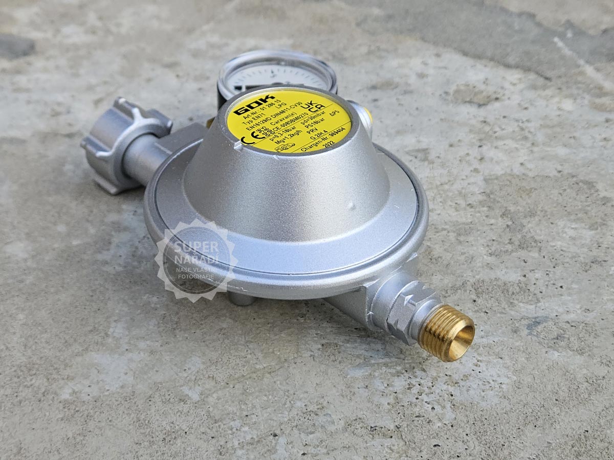 GOK plynový regulátor 30mbar 1,2Kg/h do karavanu Shell-F x G1/4L, 01 286 15, EN71 LPG s manometrem