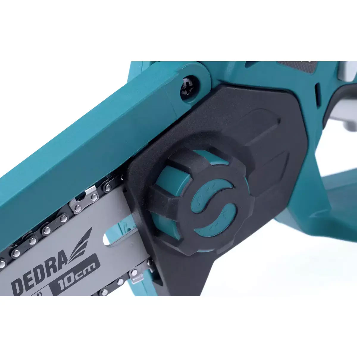 Dedra Mini Aku 18V řetězová pila 4" DED7099, 100 mm lišta SAS+ALL