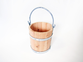 Dřevěný květináč - vědro 30x30, 12l s uchem a kováním, džber BDO modřínový