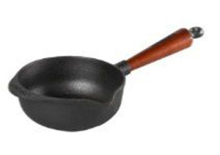 Litinová pánev 1l na omáčky, hluboká, dřevěné madlo SKEPPSHULT 0027