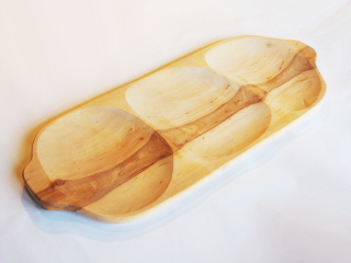 Dřevěný servírovací podnos 60x25cm, 3 prohlubně MGB