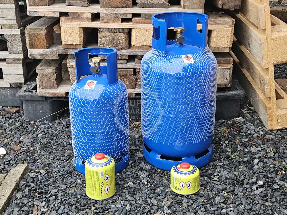 Porovnání velikosti: PB láhve Meva 5kg a 10kg vs. plynové kartuše 230g a 460g