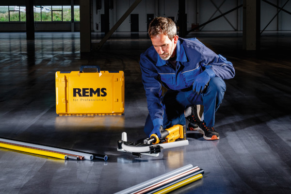 REMS Aku Hydro-Swing 22 V Set